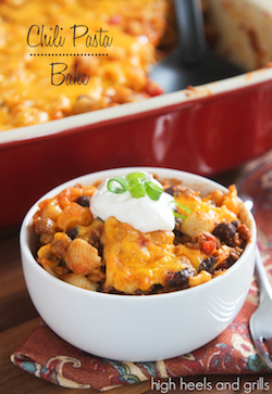 Chili+Pasta+Bake.+Easy+dinner+recipe.+highheelsandgrills.com+copy+2