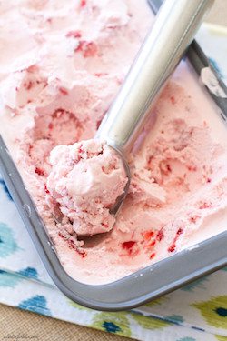 Strawberry Ice Cream - 50 Ice Cream Recipes Roundup