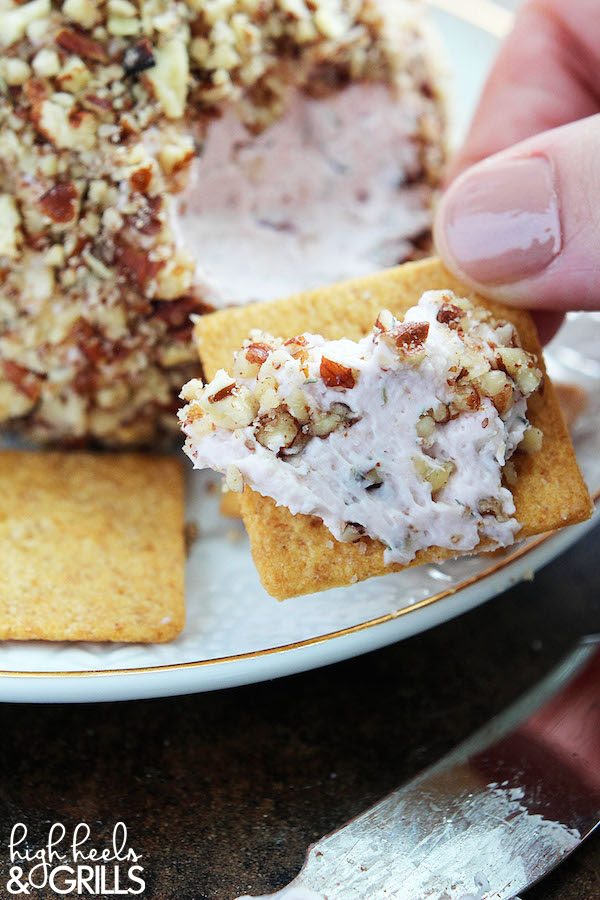 Cranberry Dill Cheese Ball - The perfect Thanksgiving or Christmas appetizer!