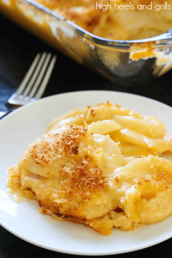 Best Thanksgiving Side Dishes - Cheesy Scalloped Potatoes Recipe