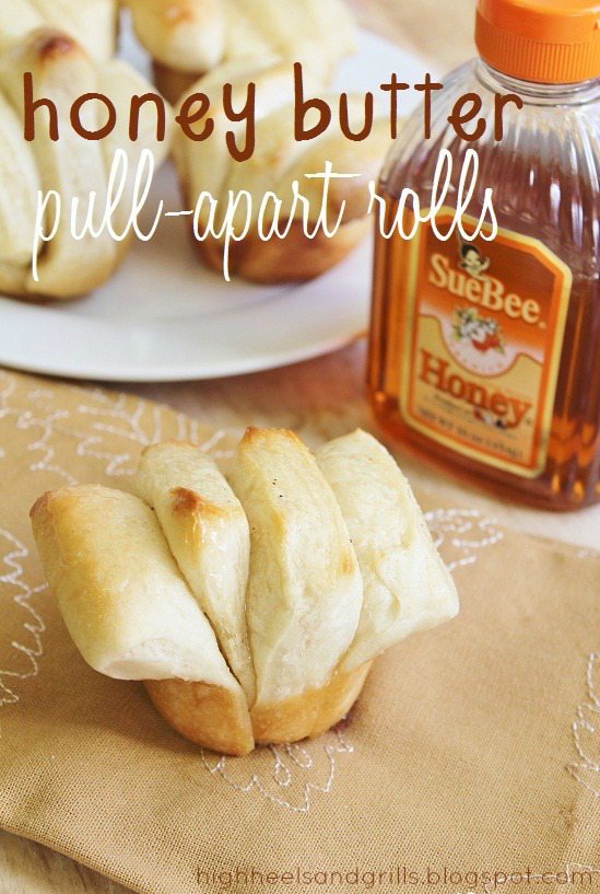 Best Thanksgiving Side Dishes - Honey Butter Pull-Apart Rolls Recipe