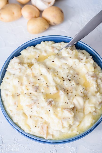 Garlic Mashed Potatoes - Best Easter Side Dish Recipes